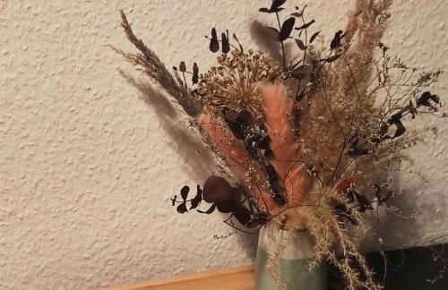 Stylish 2-room Apartment with Balcony Next to East Side Gallery - Foto 32