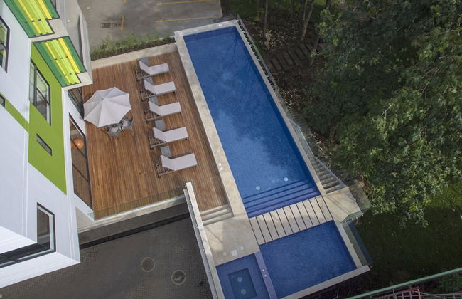 Arborea Flats by Corporate Stays - Photo 8