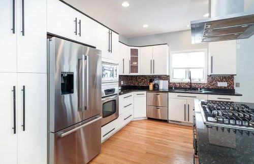 Eclectic Stylish and Cozy Milwaukee Unit - Foto 19