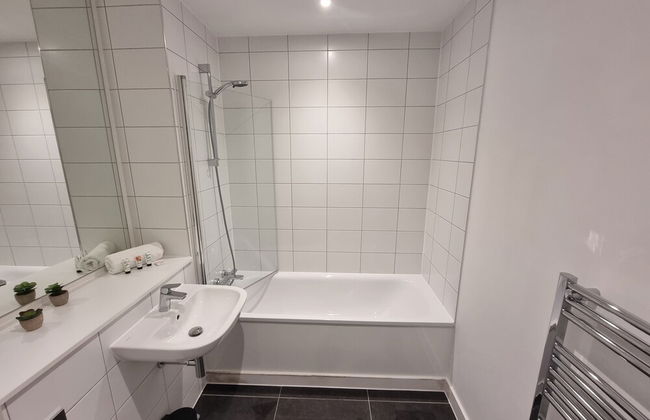 Trafford Suite Modern 1 bed With Cinema Room - Foto 15