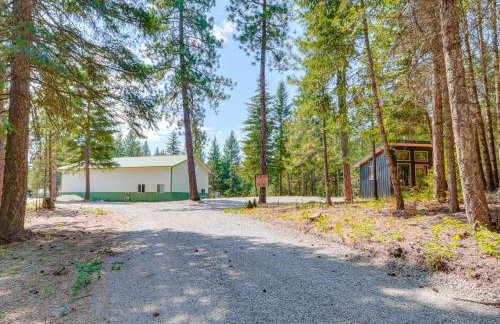 8 Mi to Farragut State Park Wooded Cabin Escape! - Photo 24