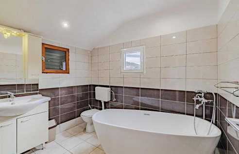 Nice Home In Postup With Sauna - Photo 30