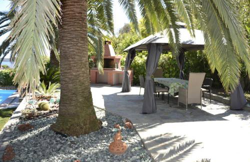 Monica's Tropical Villa - Foto 19