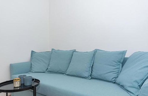 Nice Apartment In Danilo With Wifi - Photo 14