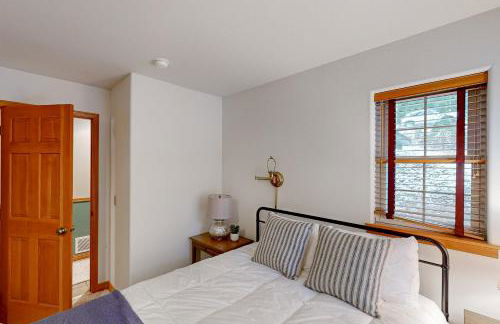 Riverfront Retreat - Foto 13