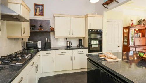 Where Families Reconnect And Dogs Truly Belong - Foto 5