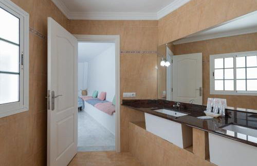 Portomare Delight Private pool & Seaviews Pasito Blanco - Foto 33