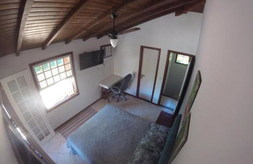 Búzios Praia da Ferradura Linda casa dentro de Condomínio com toda infraestrutura - água e luz inclusos na tarifa - Foto 47