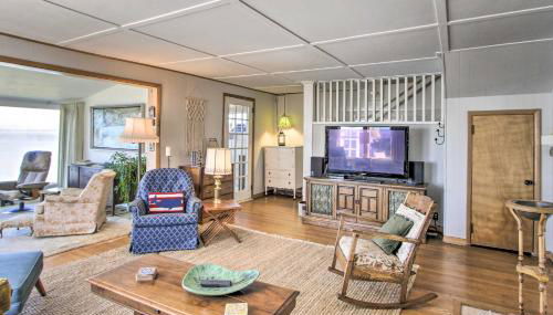 Fire Pit, Views and Beach Access Waterfront Escape! - Foto 5