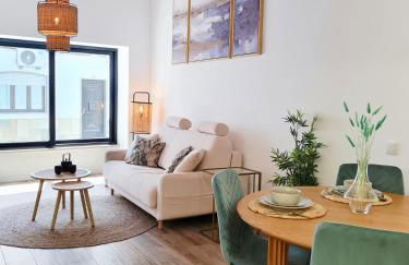 CASA OFICINA - Praia & Centro (300m) - WiFi - AC - Foto 15