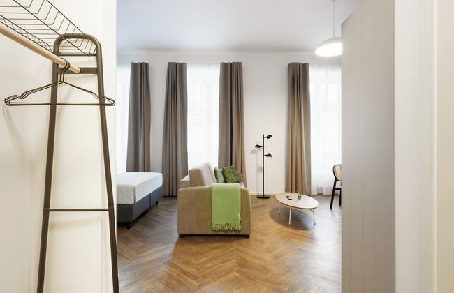 Limehome Prague Halkova - Foto 64