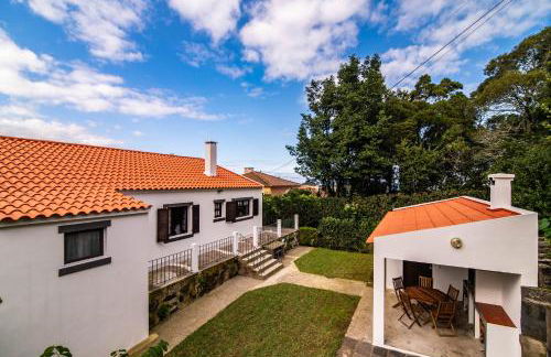 Casa do Pinheiro with shared swimming pool - Photo 18