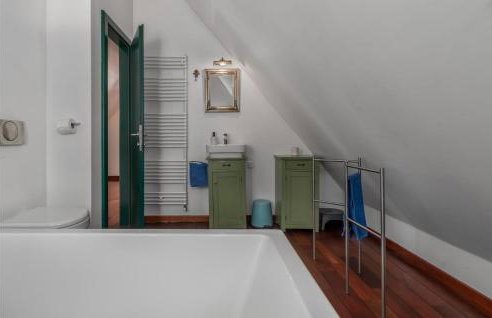 2 Bedroom Gorgeous Home In Frkasic - Photo 38