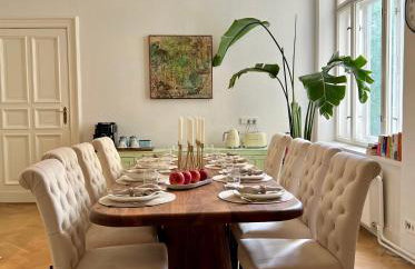 KuDAMM Charming Old Home,4-9 ppl,Family Friendly,Wifi,Savignyplatz - Photo 16