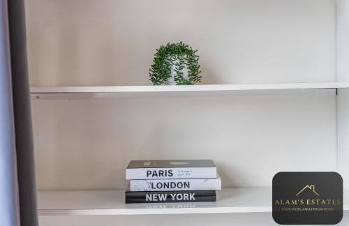 Spacious 4 Bedroom Leeds House - Ideal for Family and Contractors - Free WIFI and Free Parking - Foto 7