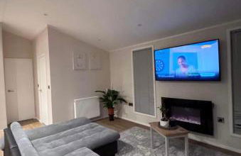 Family home in Billing aquodrome northampton sleeps up to 6 - Photo 8