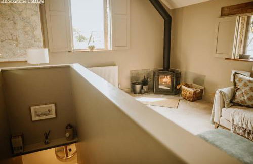 Lyme Tree Farm Cottages - Hotching Barn and Knockstone Cottage - Foto 33