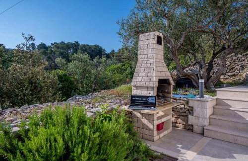 Uniquely designed Villa Ivana with outdoor Jacuzzi nearby the pebble Banje beach at the Island of Solta - Photo 69