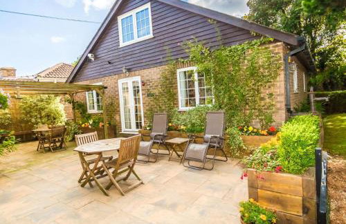 Holiday Home Schönes Ferienhaus in Hastings mit Whirlpool- Terrasse und Garten by Interhome - Foto 43