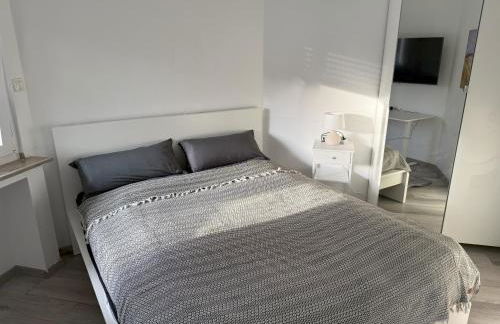 Zentral gelegene Zimmer mit Gemeinschaftsküche und -bad - Foto 18