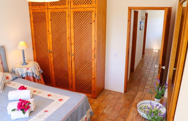 Idyllic Farm House With Huge Garden for 14pax - Foto 16