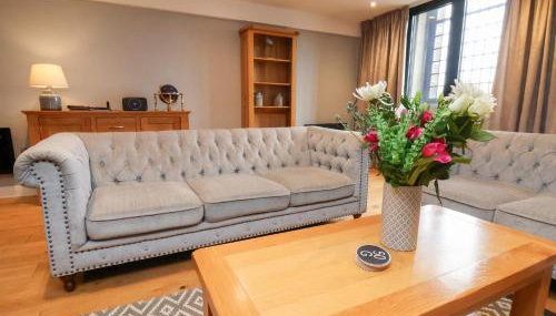 Mallard Engine Shed - Photo 5