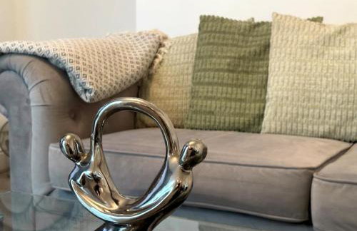 HNFC Stays - Home Away Wallsend - Photo 4