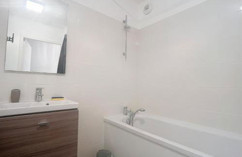 Bel appartement 2 chambres à Proximité des Commodités - Foto 5