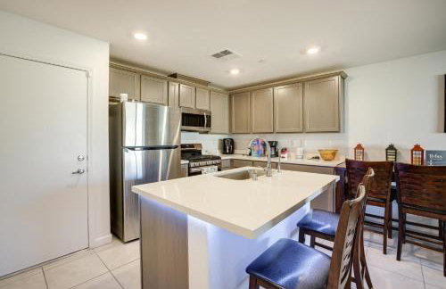 Comfy Las Vegas Retreat about 7 Mi to The Strip! - Foto 2