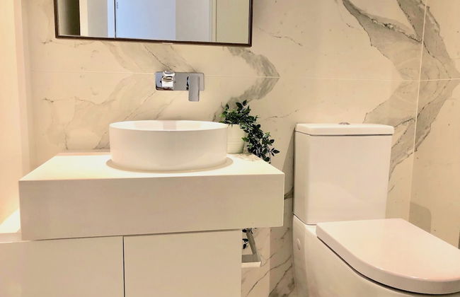 Deluxe and Brand New Lakeside Apartment - Foto 29