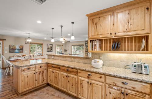 Manzanita Hill-35 miles to Yosemite, 10 miles to Mariposa with 8 person spa - Foto 12