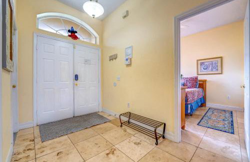 Vista Park Family Retreat with Pool - Foto 8