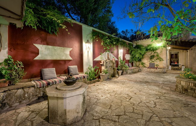 Sarakino The House of Literature - Photo 45