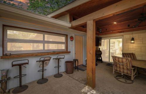 Highland Village - 4BR w Backyard Pool Oasis - Foto 38