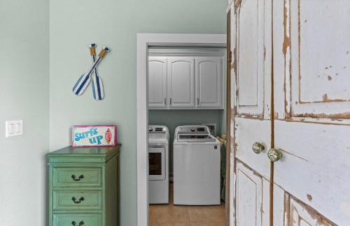 Sand Dollar Beachside 3BR Retreat, Ocean Views, Firepit & Pet Friendly - Foto 52