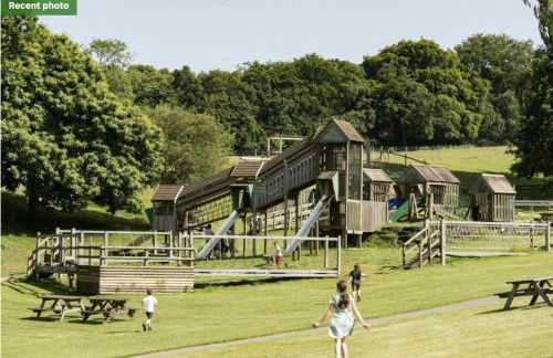 3 bed house near Gatwick and Redhill - Foto 4