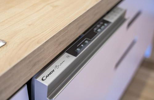 Tiny House Tower - Photo 27