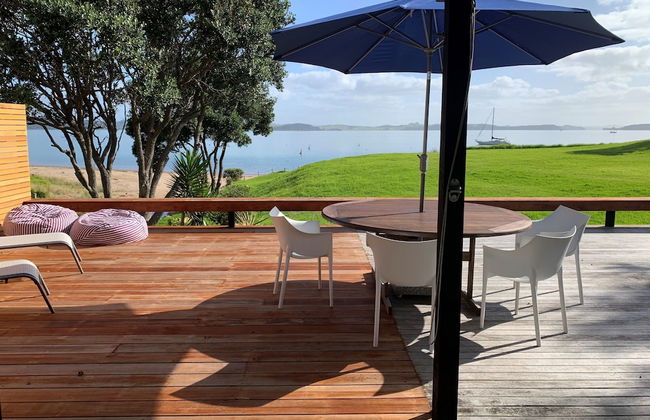 Beachfront Getaway - Foto 8