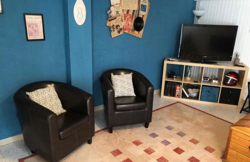 Studio de charme pour séjour tranquille à deux - Groupama Stadium - LDLC Aréna - Fiducial Astéria - Eurexpo - Aéroport St Exupéry - Base nautique du Grand Large - Foto 8