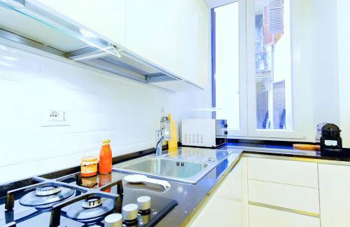 Elegantis Milos Suite Apartment - Your Chic Retreat in Central Rome - Photo 16