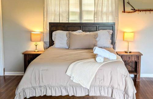 Redwing Farm Cottage - Mountain Views and Firepit! - Foto 2