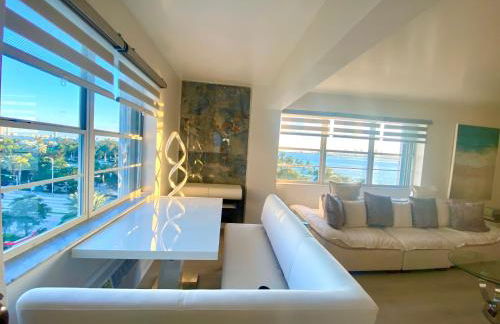 Panoramic luxurious waterfront one bedroom apartment with Miami skyline view Free parking 5min drive to Miami Beach - Foto 3