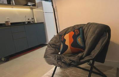 Charming Loft Studio Apartment in Poa com Garden - Foto 10