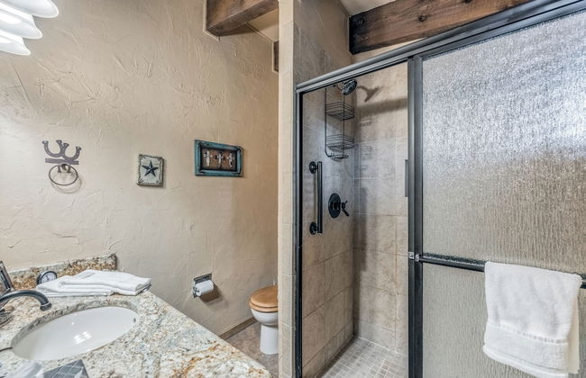 Neeley Mountain House by Ruidoso Vacation Rentals - Photo 10