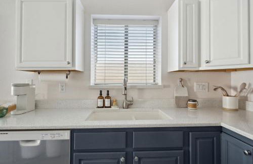 Chic Desert Retreat - Lush Spa Pool - Mini Golf - Foto 20