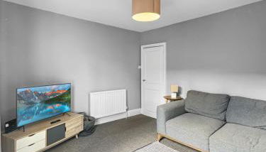 Amaya Four - Sleeps 5 - 1 bed apartment - Newly renovated- Close to town centre -Grantham Free Gym Access - Foto 2