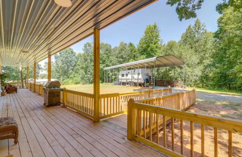 Lake-View Home in Statham with On-Site Fishing - Foto 29