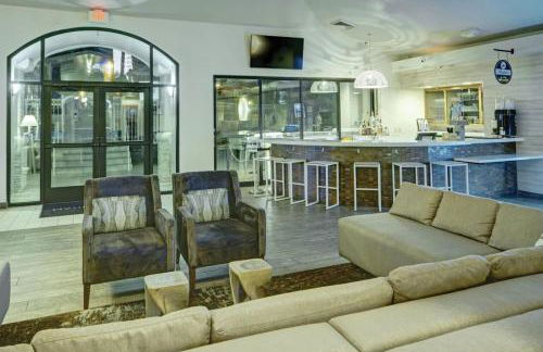 Beautiful Hotel in Desert Rose Resort - 1BD Sleeps - Foto 15