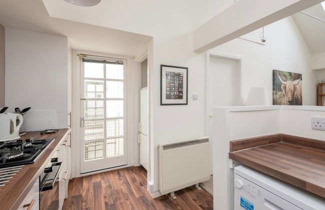 JOIVY Loft at the Brewery in Edinburgh Old Town - Foto 12