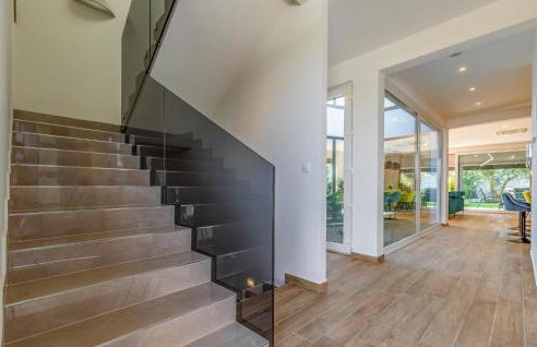 Beautiful Home In Porec With Kitchen - Foto 39